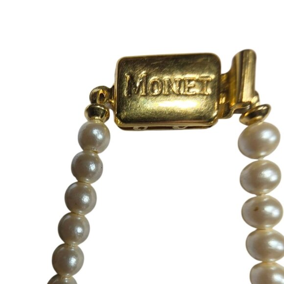 Vtg Monet necklace Faux Pearl Gold-Tone Pendant Rhinestones timeless jewelry - Picture 4 of 5